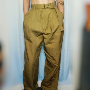 UNIQLO Relaxed Fit Khaki Trousers